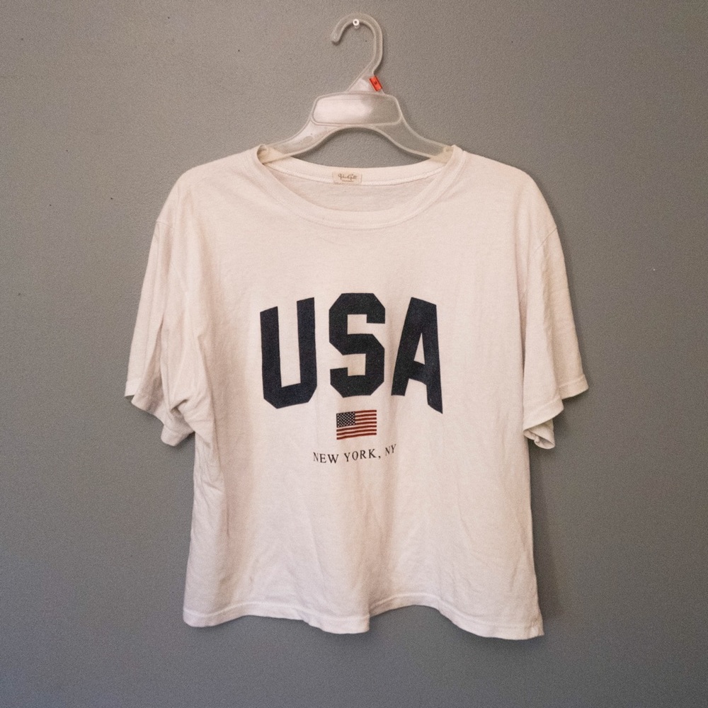 Brandy Melville USA shirt